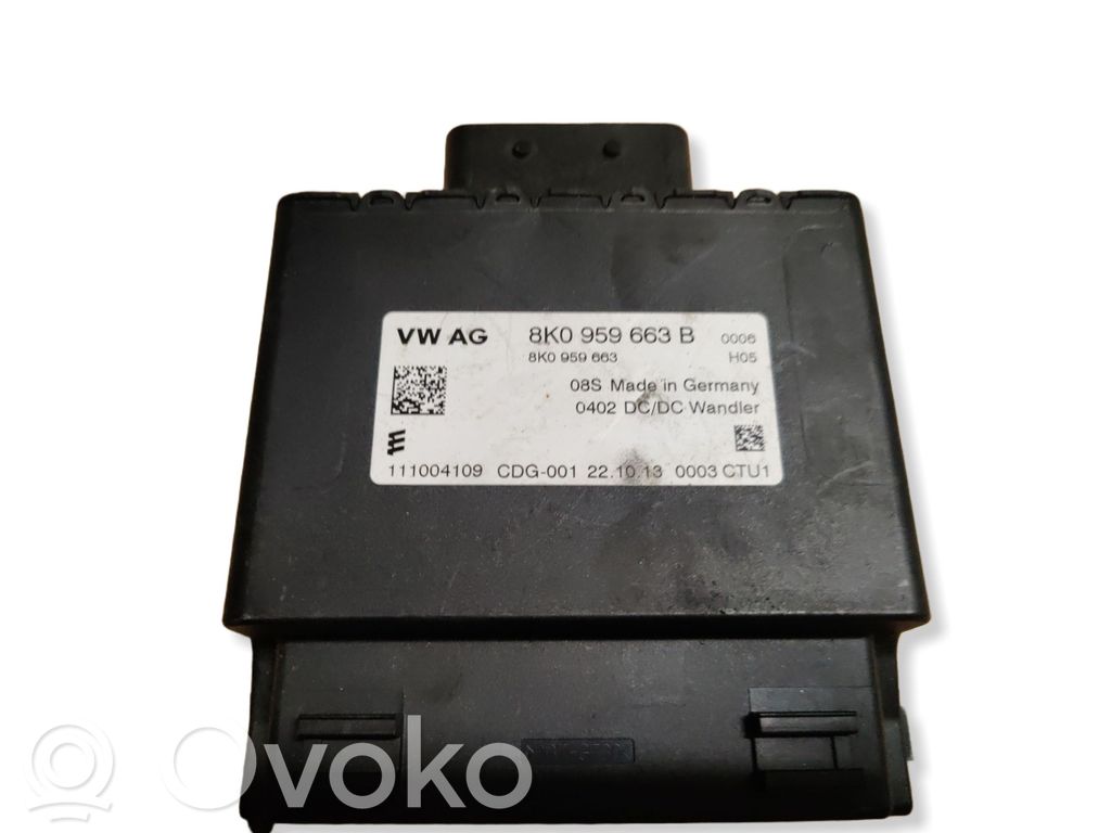 Audi A4 S4 B8 8K Voltage converter/converter module 