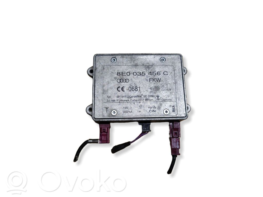 Audi A4 S4 B7 8E 8H Antenos stiprintuvas 