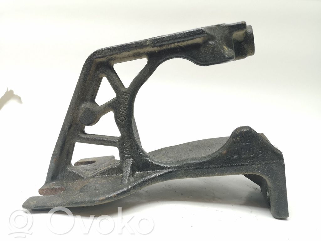 Renault Trafic III (X82) Engine mounting bracket 