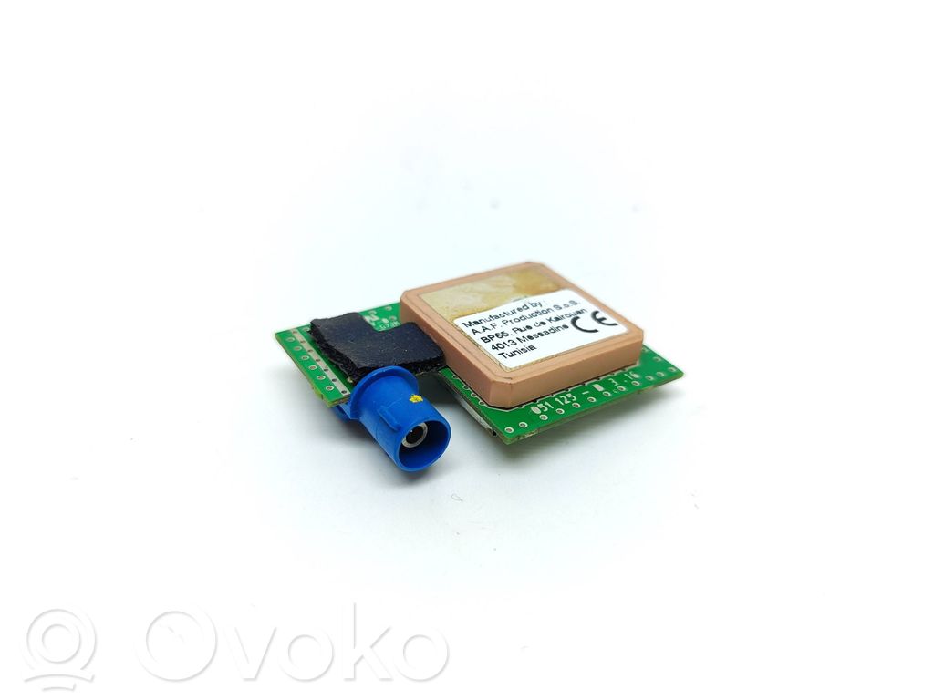 Antena GPS   7PP035504B