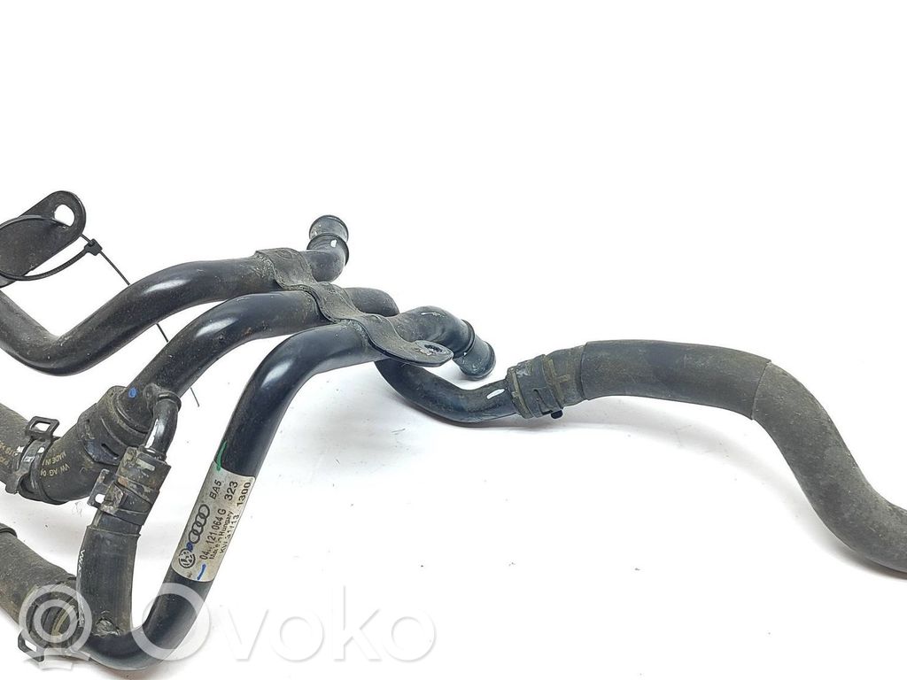 Przewód / Wąż chłodnicy   04L121064G