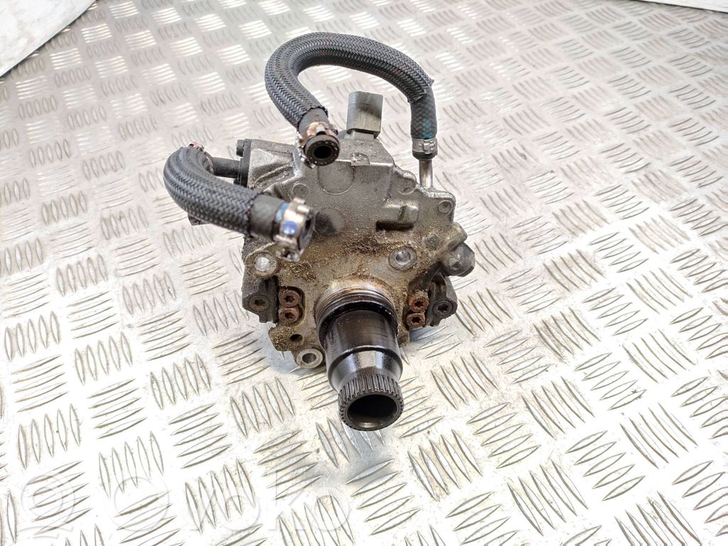 Mercedes-Benz B W246 W242 Fuel injection high pressure pump 