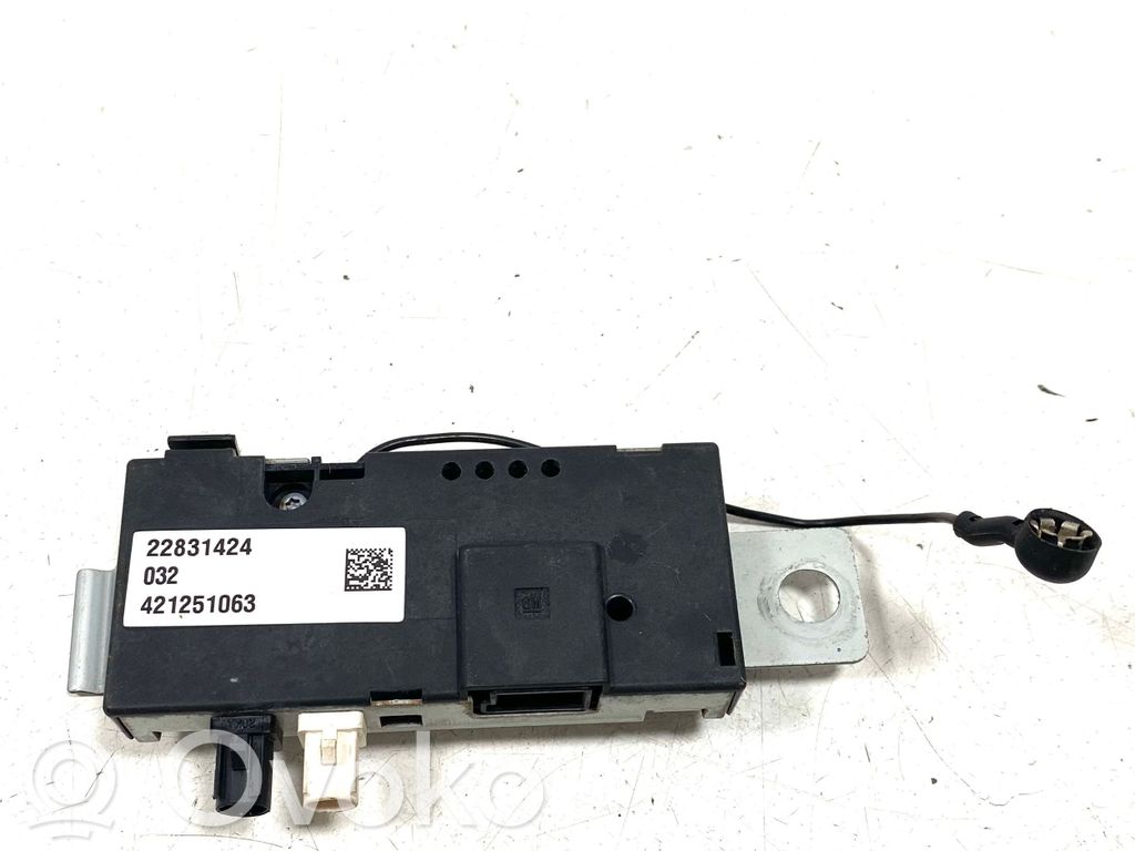 Opel Ampera Aerial antenna amplifier 