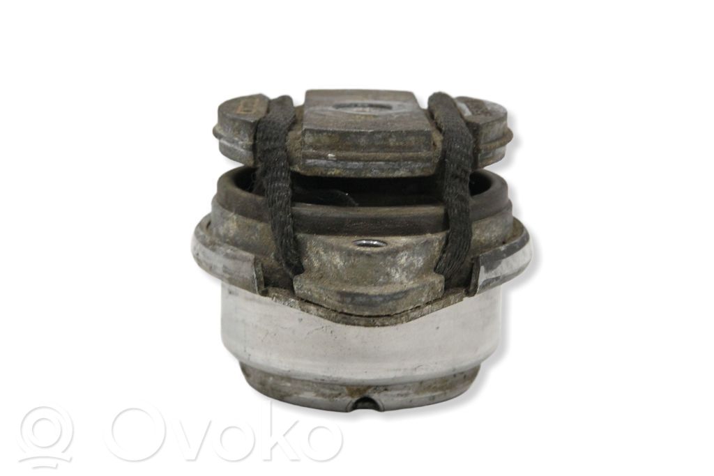 Audi A4 S4 B7 8E 8H Gearbox mount 