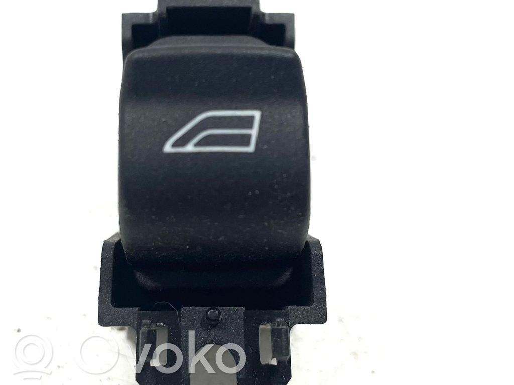 Land Rover Freelander 2 - LR2 Przyciski szyb 