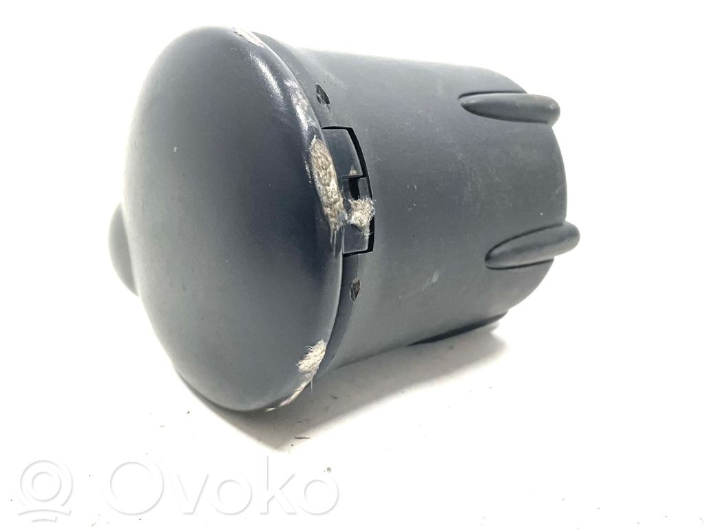 Renault Megane III Ashtray (front) 