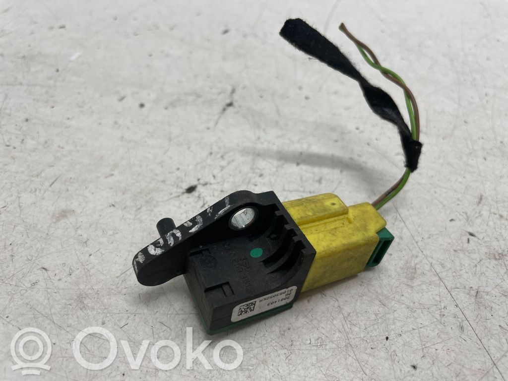 Volkswagen PASSAT B7 Czujnik uderzenia Airbag 