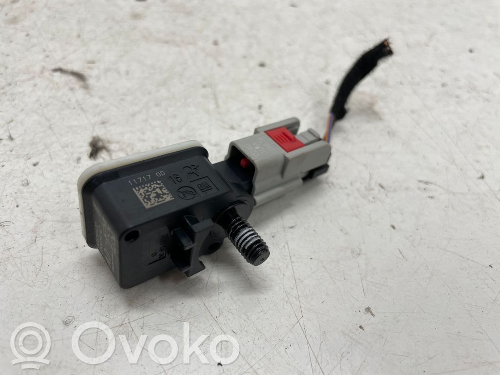 Opel Astra K Airbagsensor Crashsensor Drucksensor 