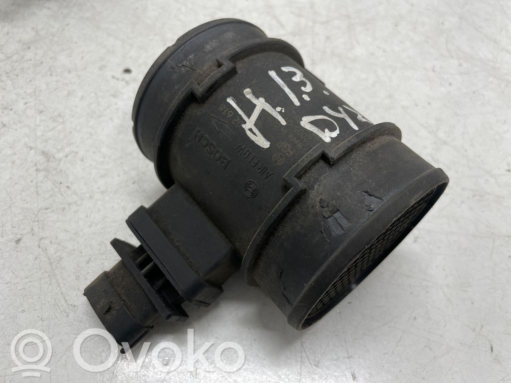 Opel Astra H Mass air flow meter 