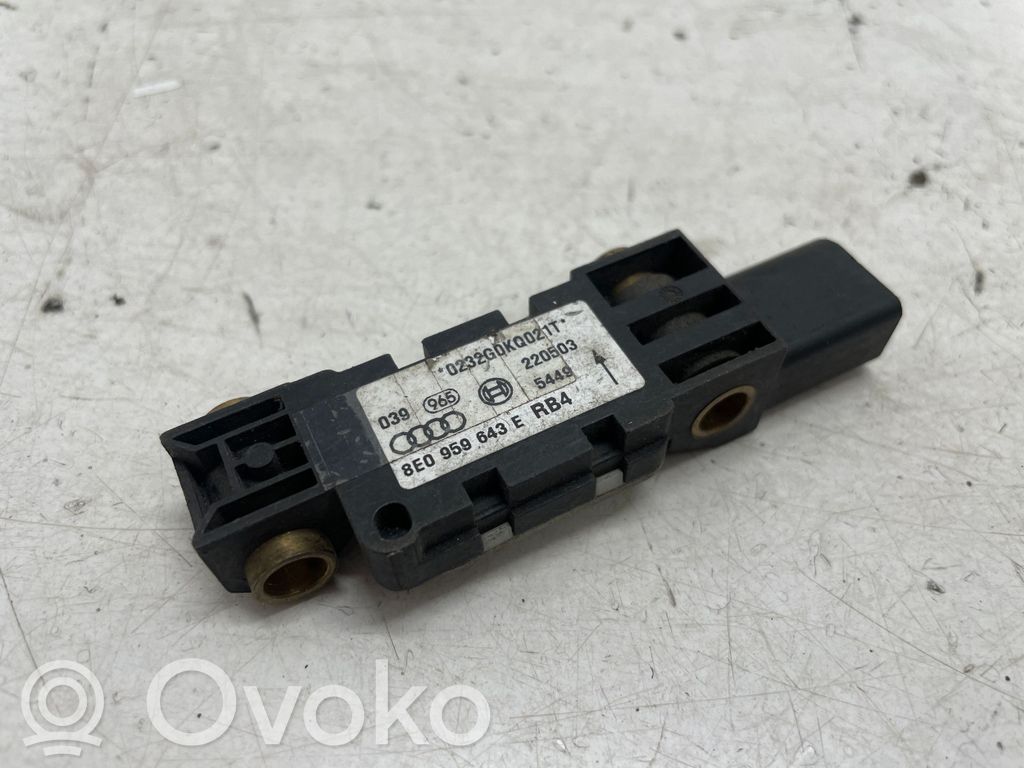 Audi A6 S6 C6 4F Czujnik uderzenia Airbag 