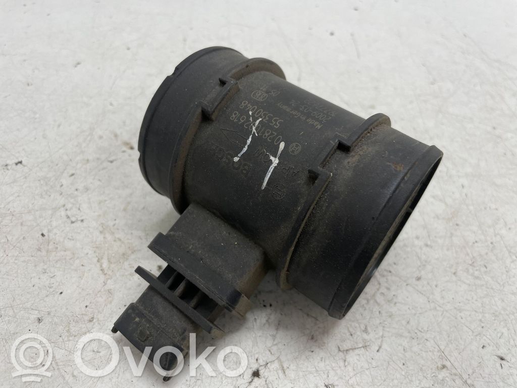 Opel Astra H Mass air flow meter 