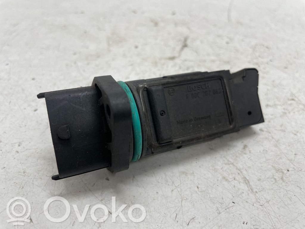 Opel Astra H Mass air flow meter 
