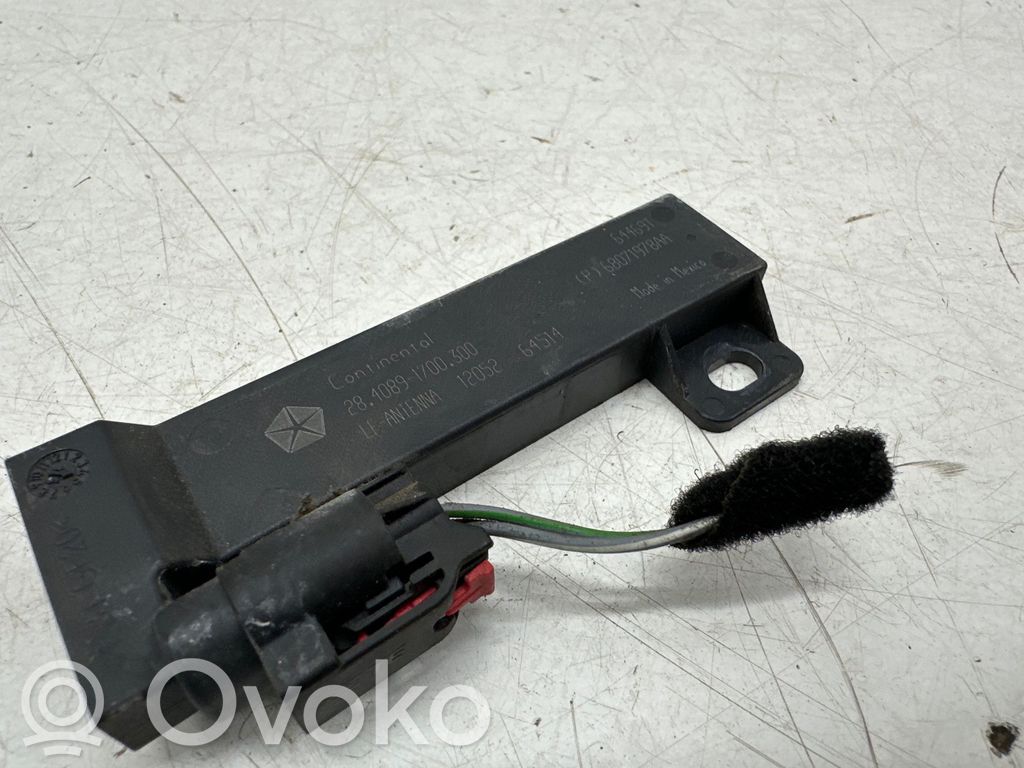 Maserati Ghibli Interior comfort aerial antenna 