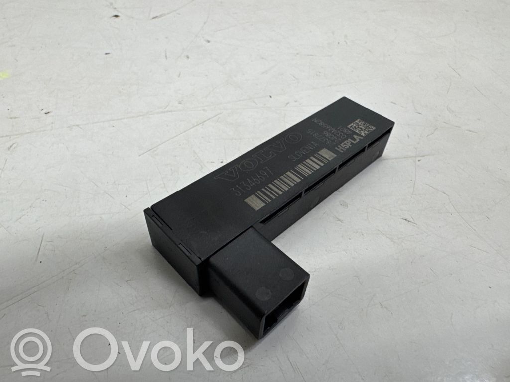 Volvo XC90 Beraktės sistemos antena 