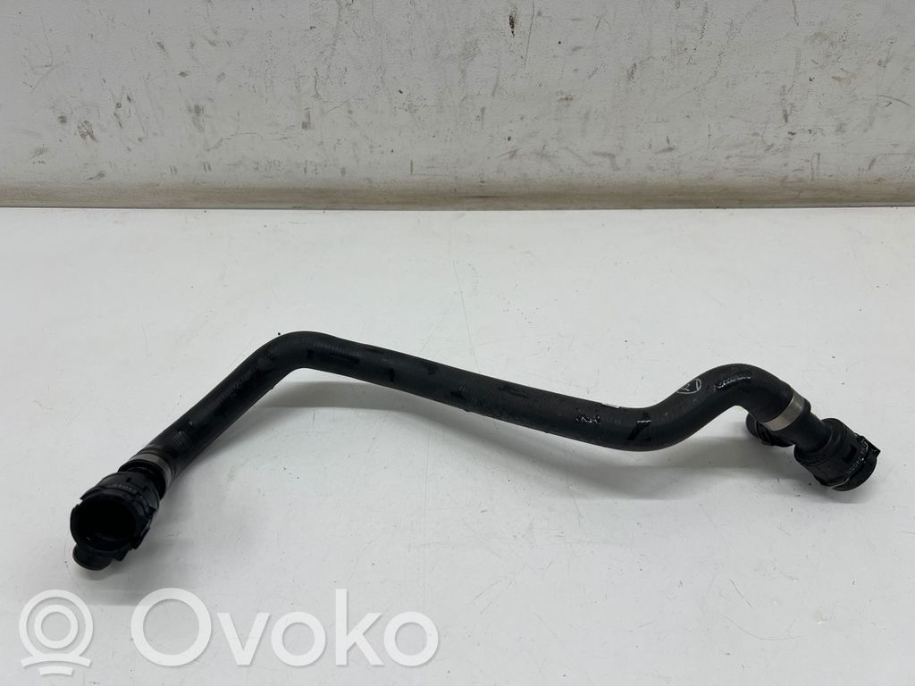 BMW i4 Engine coolant pipe/hose 