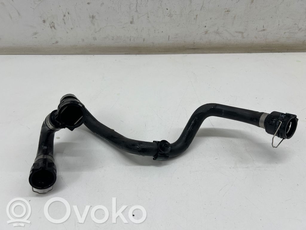 BMW i4 Engine coolant pipe/hose 