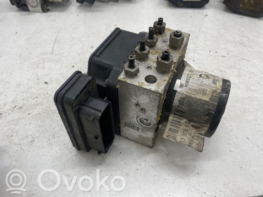 Opel Insignia A ABS Pump 