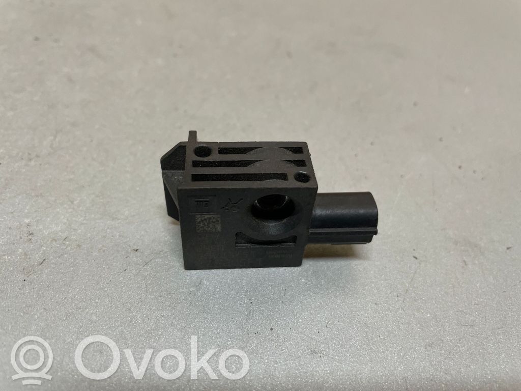 Opel Astra J Airbag deployment crash/impact sensor 