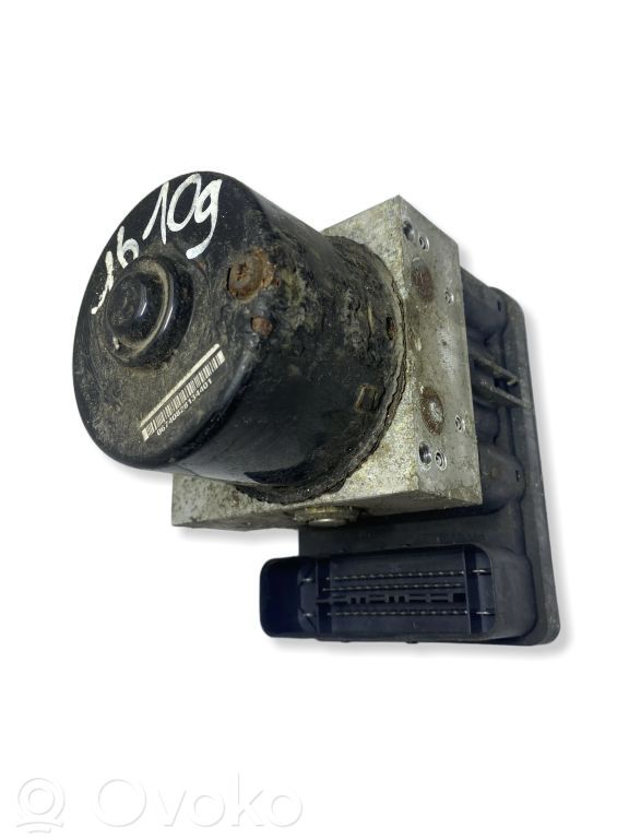 Volkswagen Golf IV ABS Pump 