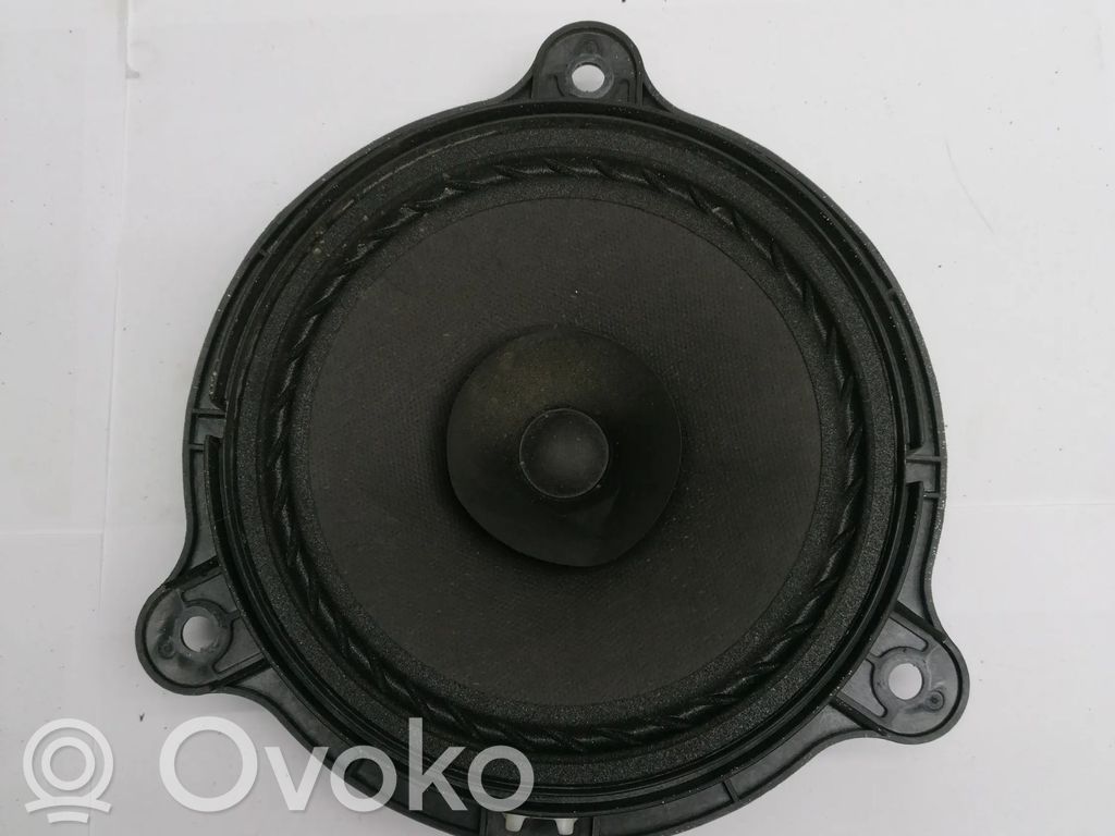 Nissan Tiida C11 Głośnik drzwi tylnych 