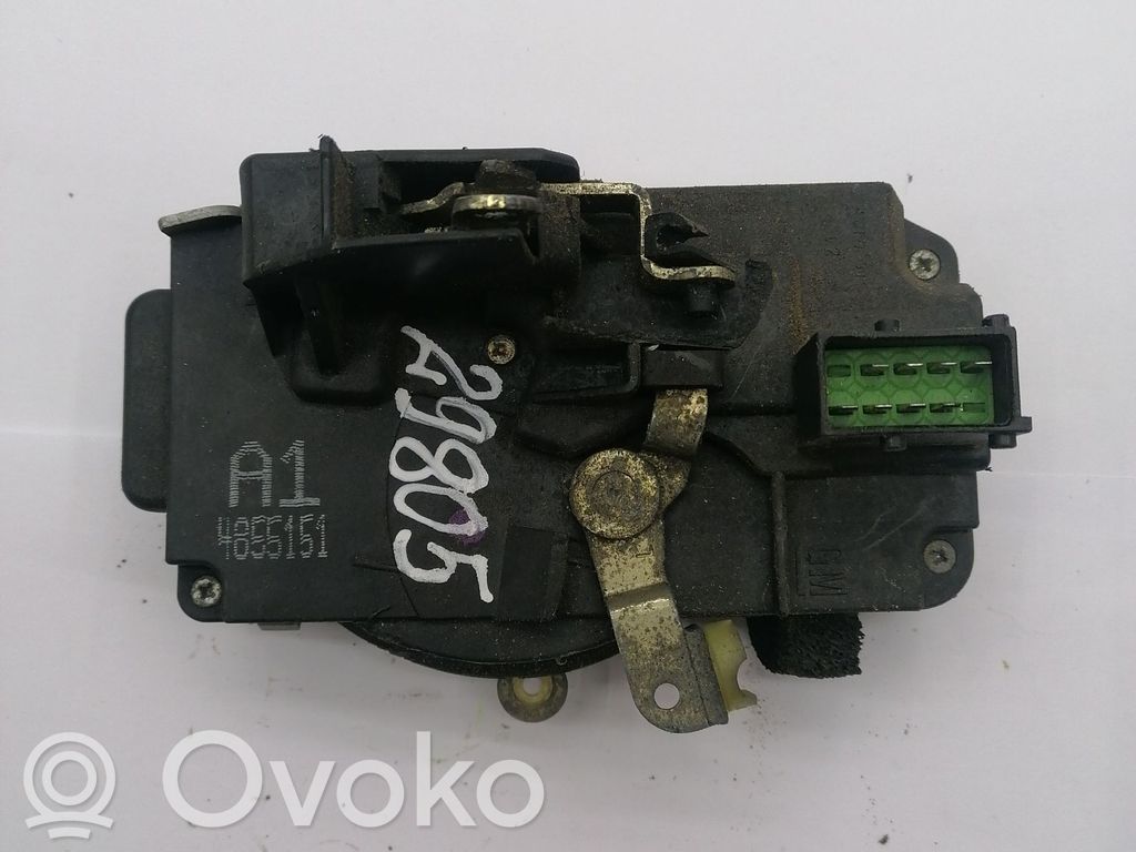 Saab 9-5 Priekšpusē slēdzene 