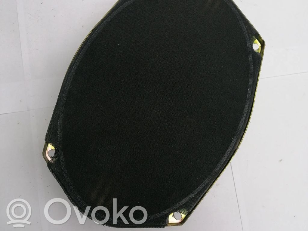 Altavoz de la puerta delantera   36670D,04685710AD