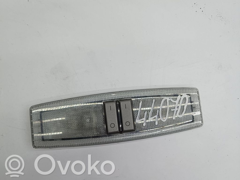 Opel Zafira B Galinių vietų apšvietimo žibintas 