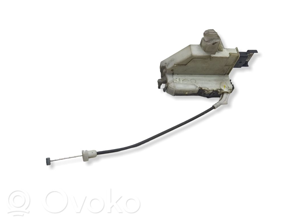 Citroen C3 Front door lock 