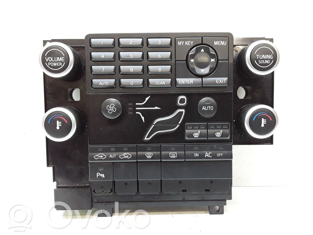 Volvo V70 Climate control unit 