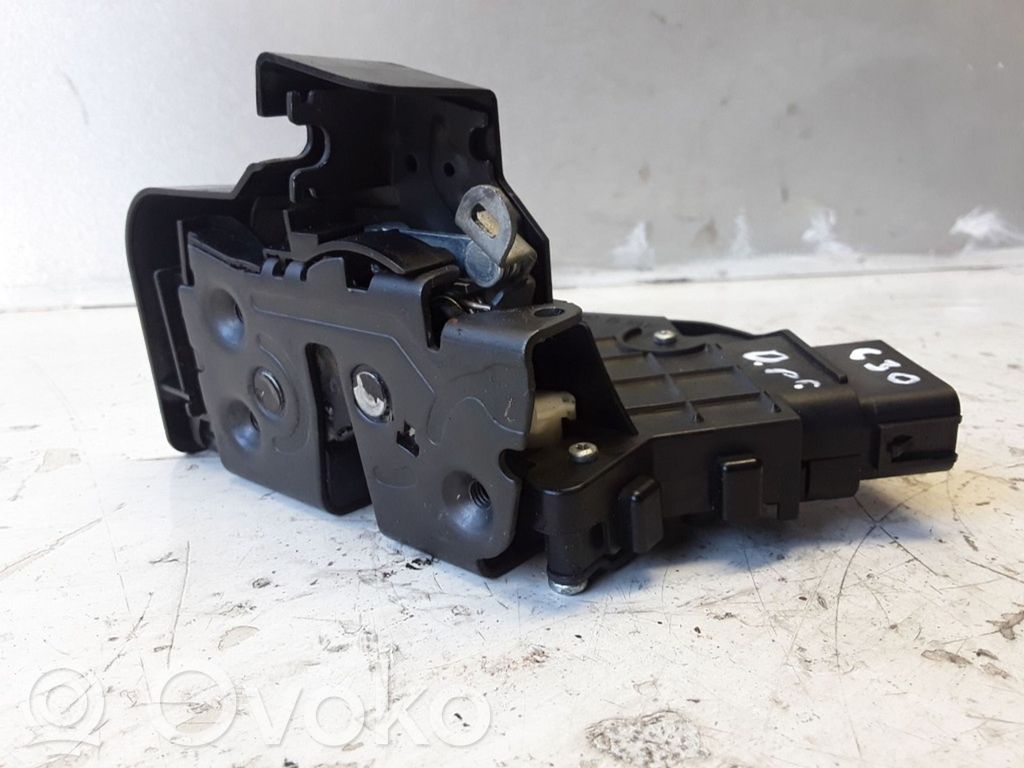 Volvo C30 Front door lock 