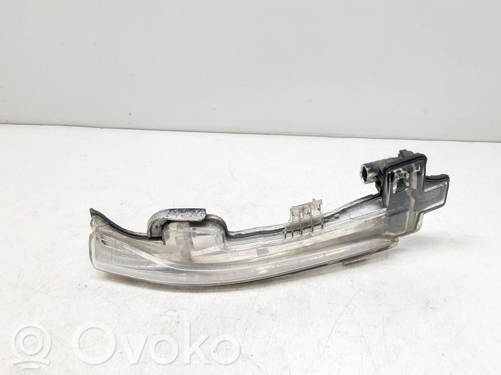 Volvo V60 Mirror indicator light 