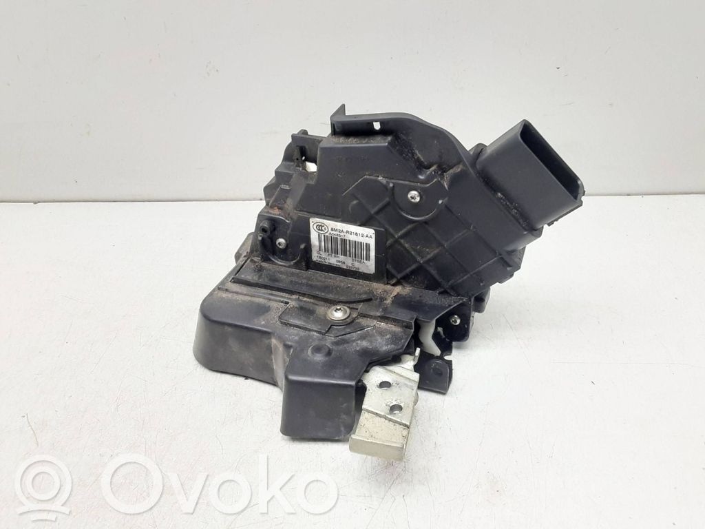 Ford Mondeo MK IV Priekšpusē slēdzene 