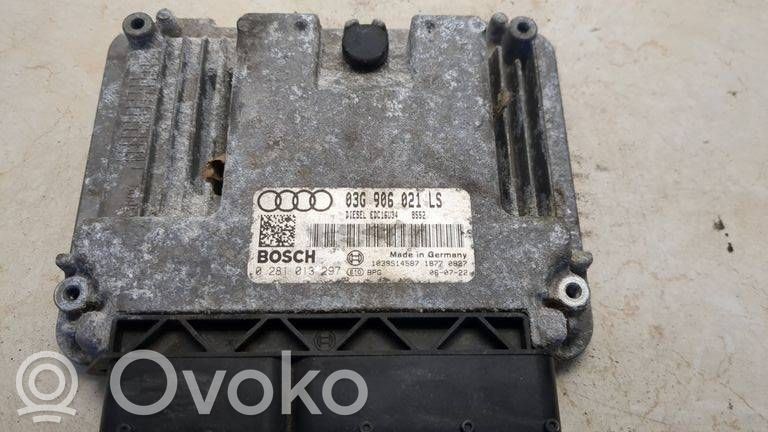Audi A3 S3 A3 Sportback 8P Engine control unit/module 