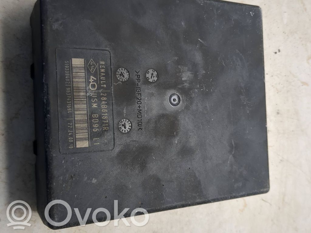 Renault Megane III Fuse box set 
