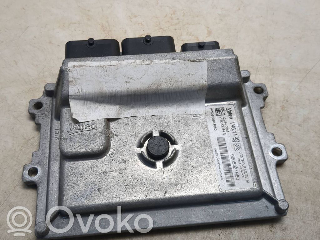 Peugeot 208 I Engine control unit/module 