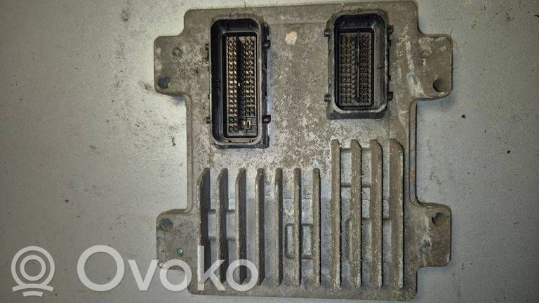 Opel Meriva B Engine control unit/module 