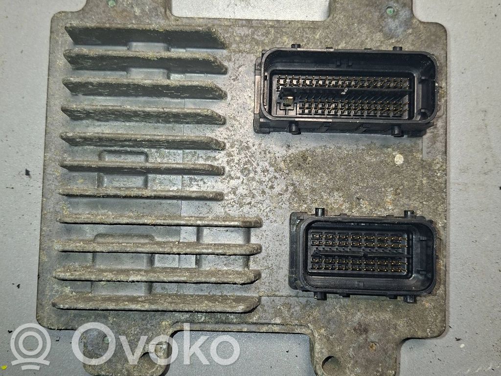 Opel Insignia A Engine control unit/module 