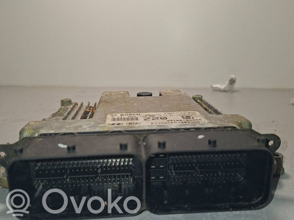 Hyundai i30 Engine control unit/module 