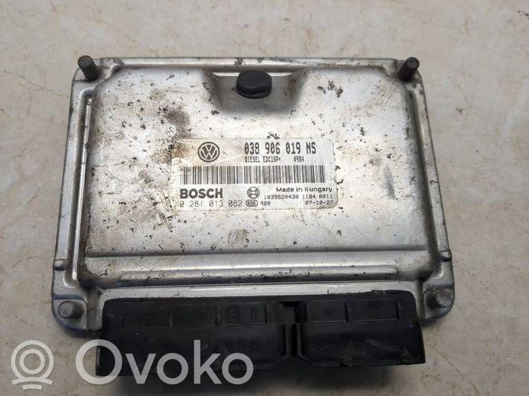 Skoda Fabia Mk2 (5J) Engine control unit/module 