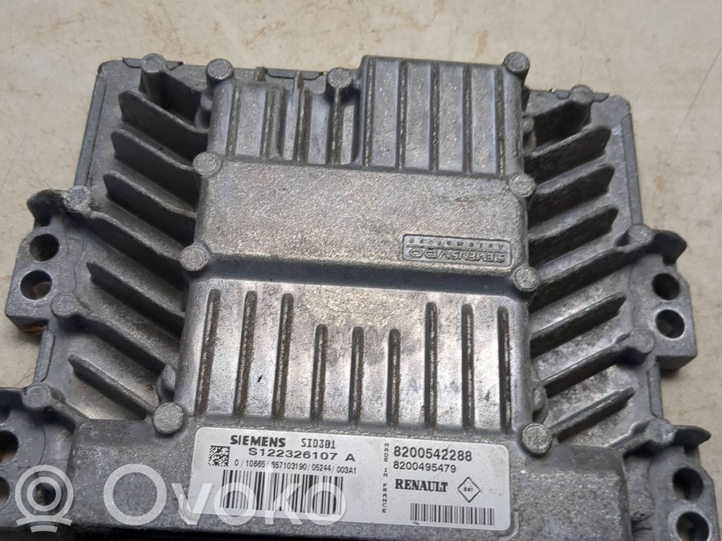 Renault Megane II Engine control unit/module 