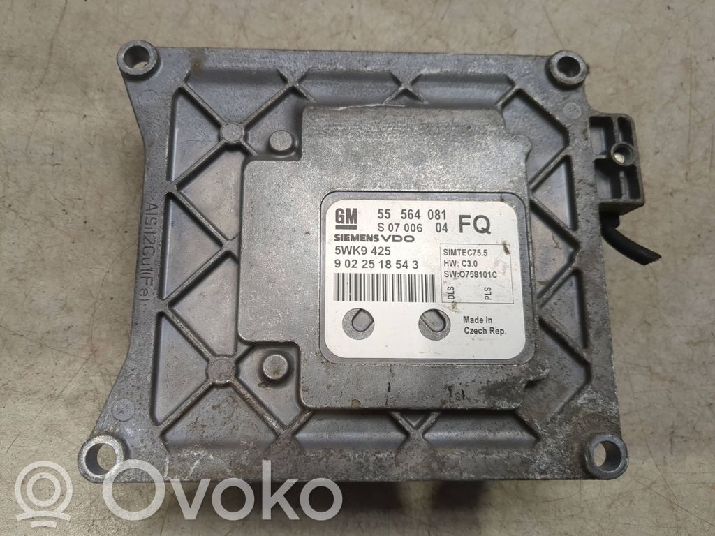 Opel Astra H Engine control unit/module 