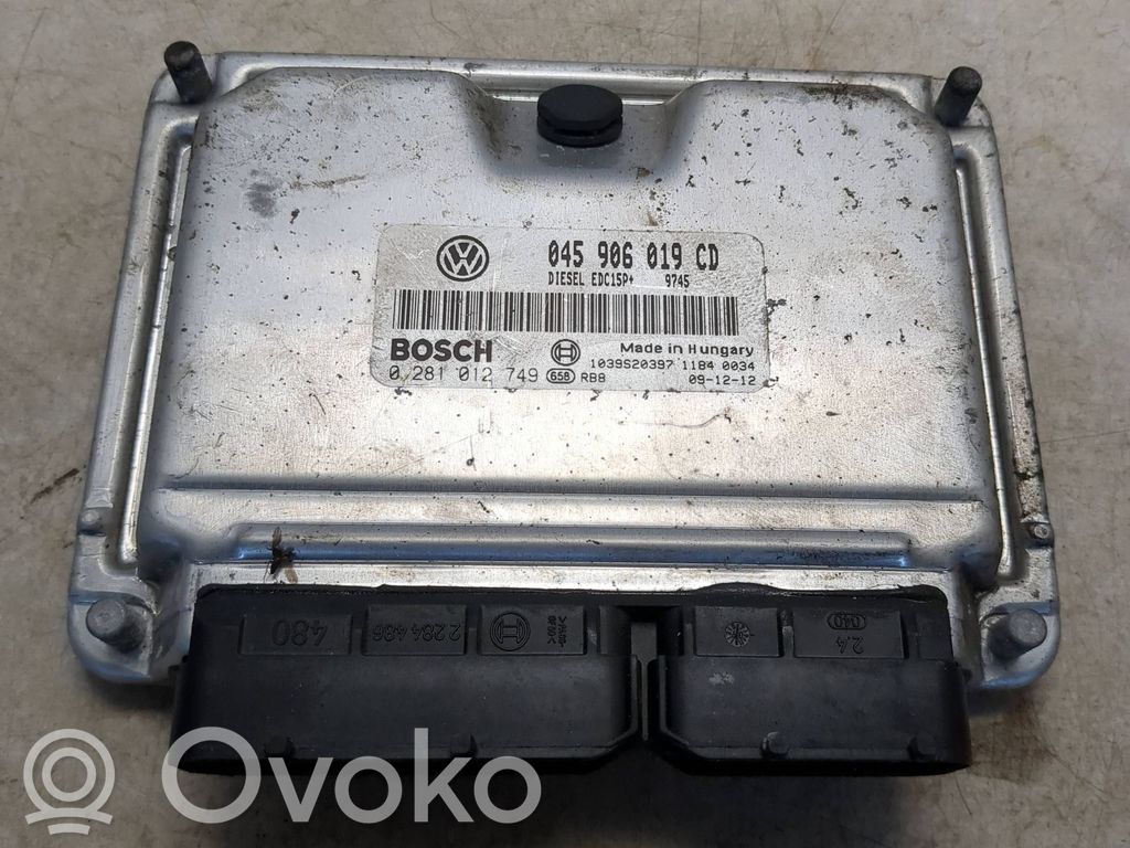 Skoda Fabia Mk2 (5J) Engine control unit/module 