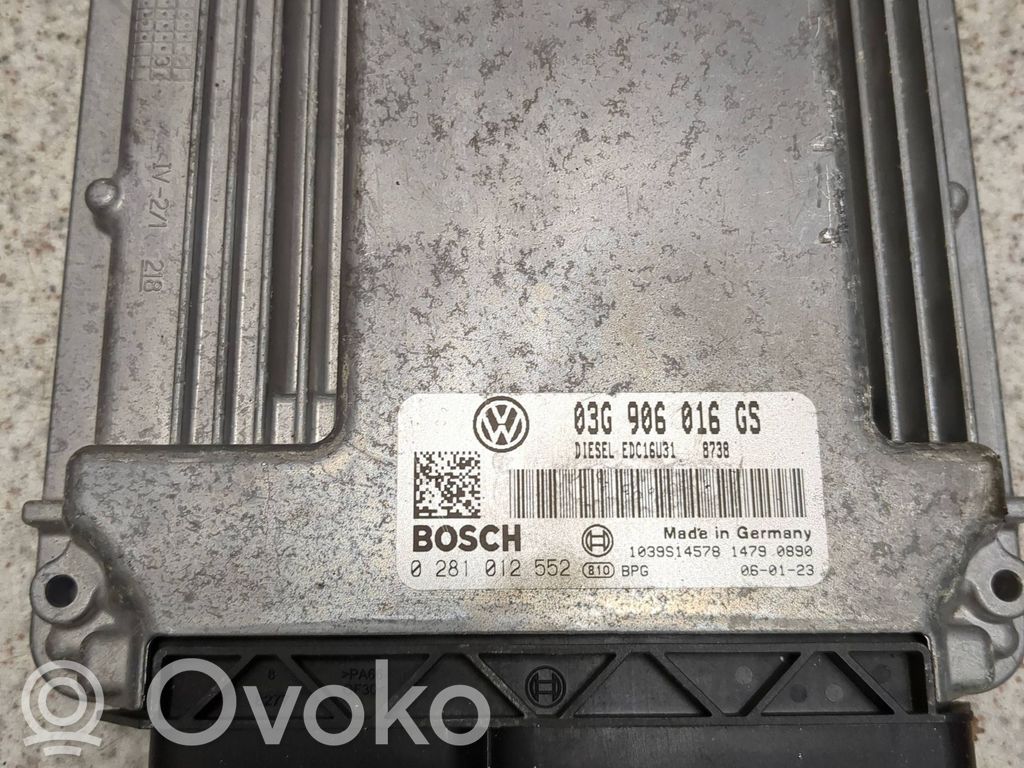 Volkswagen PASSAT B6 Engine control unit/module 