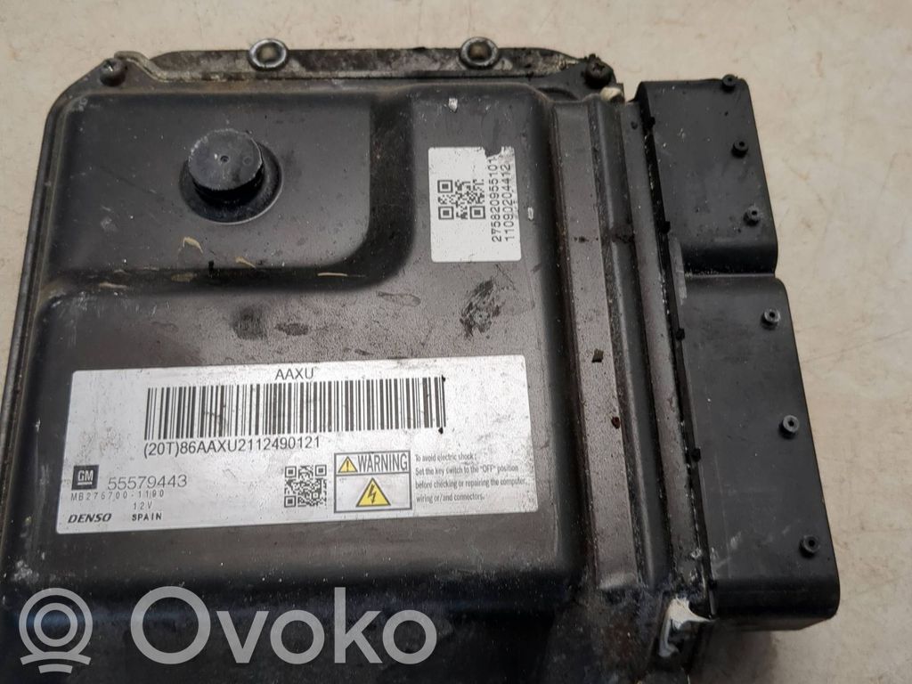 Opel Astra H Engine control unit/module 