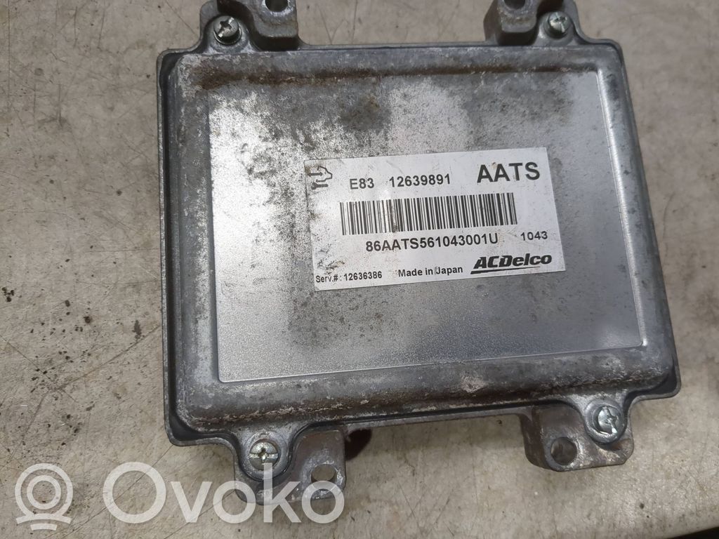 Opel Meriva B Engine control unit/module 