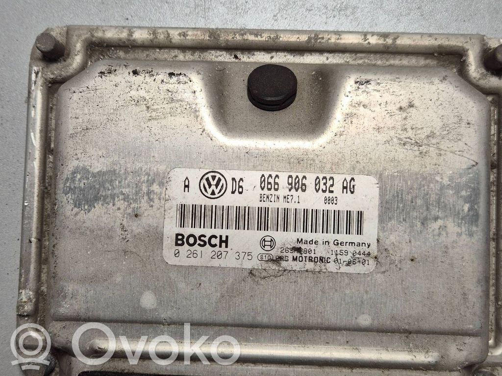 Volkswagen Golf IV Engine control unit/module 