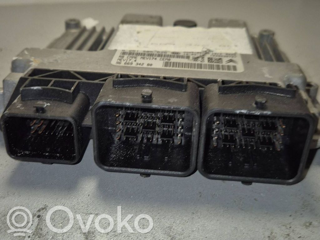 Peugeot 308 Engine control unit/module 
