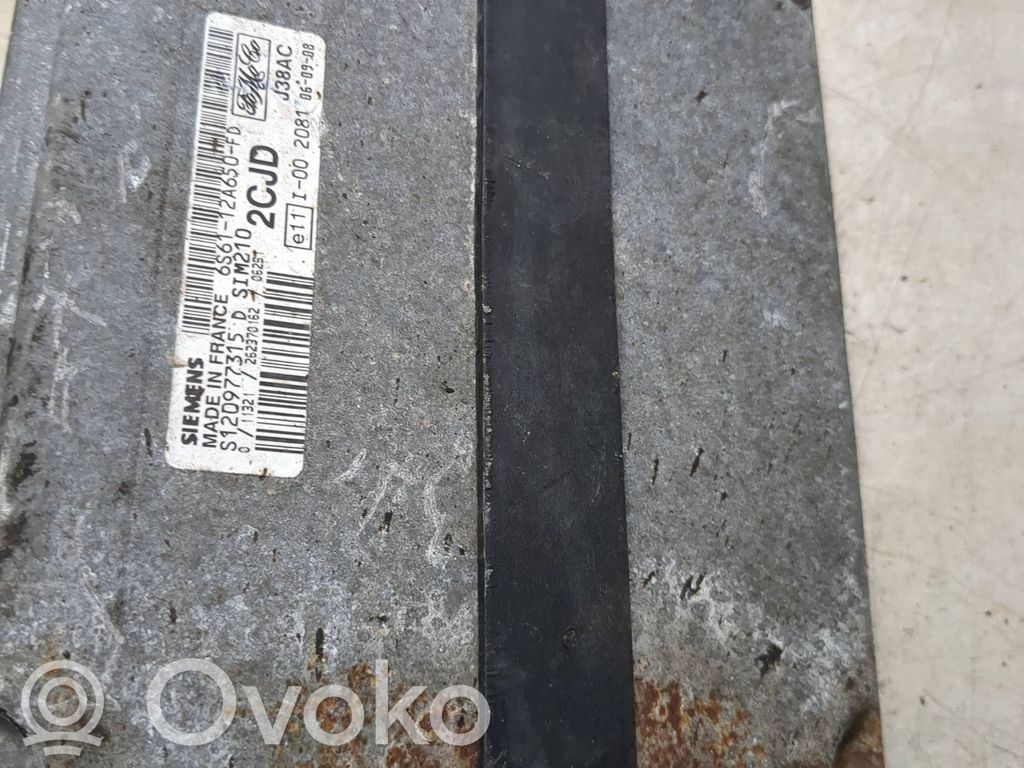 Ford Fiesta Engine control unit/module 