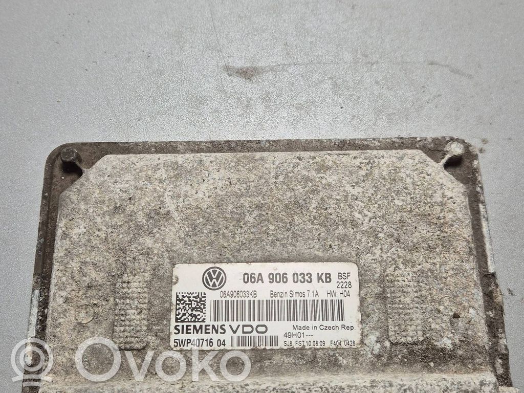 Skoda Octavia Mk2 (1Z) Engine control unit/module 