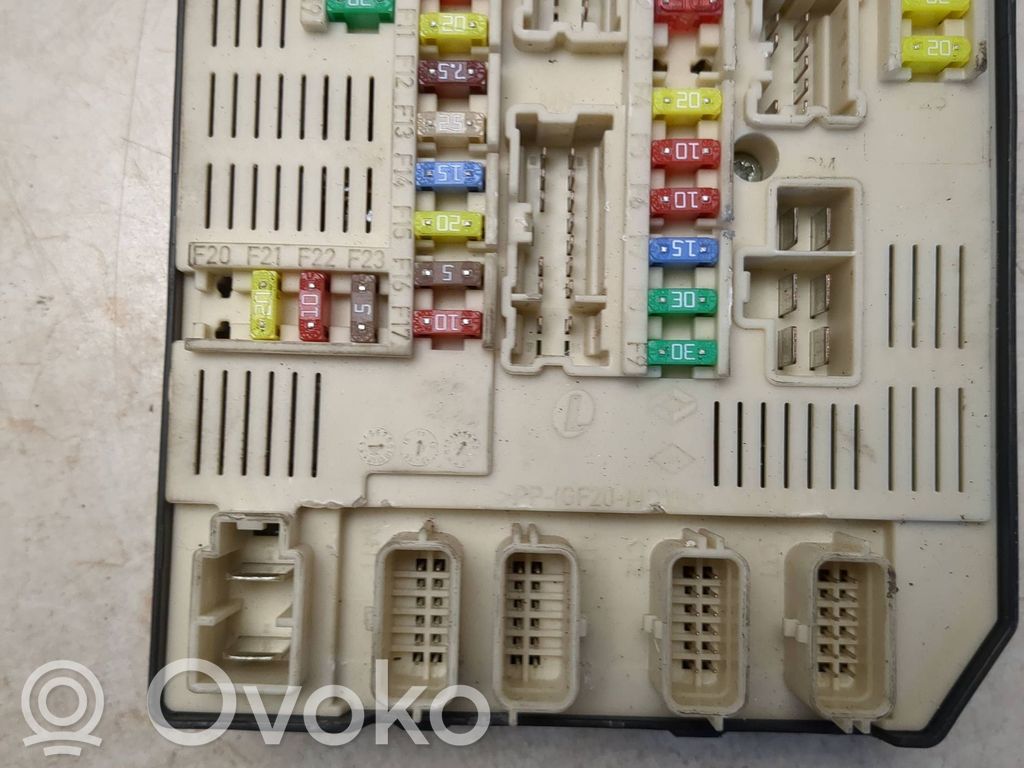 Renault Megane II Drošinātāju bloks 